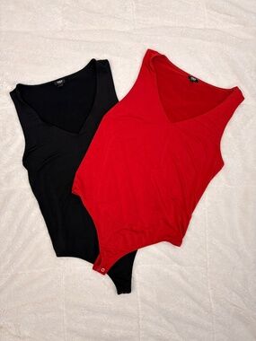 Express Body Contour V-Neck Bodysuits Bundle - Size Large